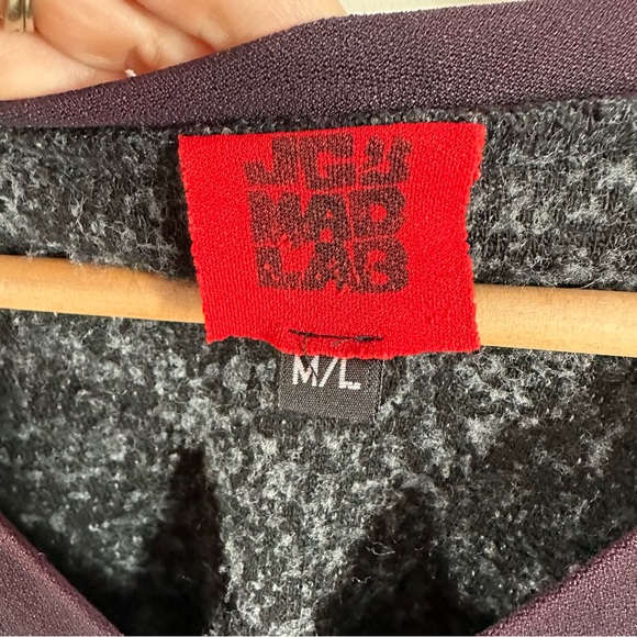 JG's Mad Lab Embellished Floral V Neck Tunic Sweater Top M/L - Picture 2 of 11